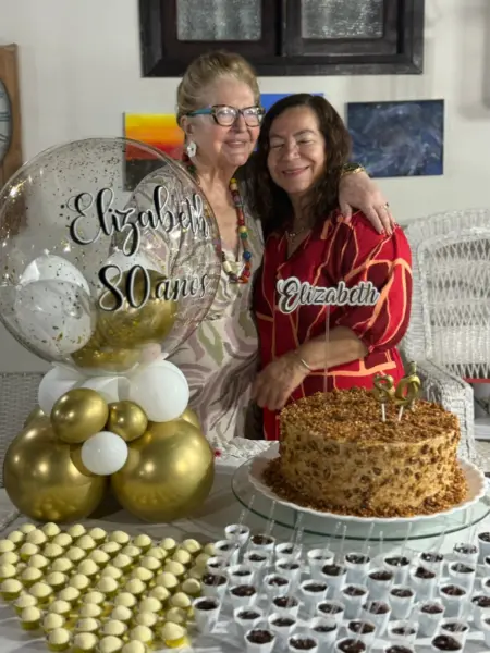 A dama Elizabeth Lima celebrou seus 80 anos no último dia 12 de setembro