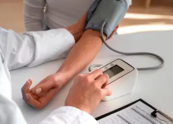 Pressão 12 por 8: o que é indicado para quem é pré-hipertenso? Saiba o que são as 'medidas não medicamentosas'