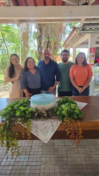 Padre Macoy celebra em grande estilo seu aniversário no último sábado, 20