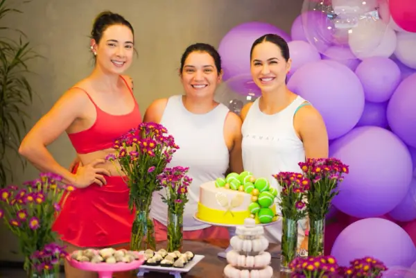 Hanna Lis celebrou seus 28 anos do jeito que mais ama: em quadra. Veja mais na coluna Roberta Lima