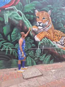 Ultrapassando os limites: ultramaratonista enfrenta 140 km em comemoração ao aniversário de Rio Branco