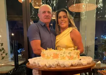 A pecuarista Girlane Vasconcelos celebrou seu aniversário em reunião intimista no restaurante Jarude