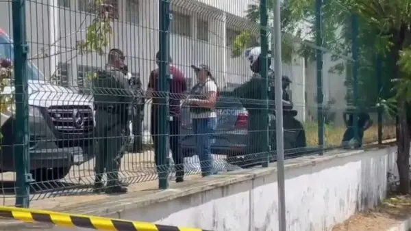 Dois alunos são mortos a tiros e três são baleados em escola de Sobral, no Ceará