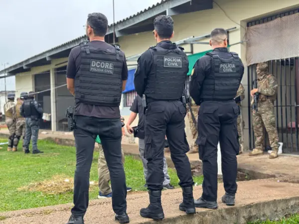 Polícia Civil e Iapen desarticulam esquema de entrada de drogas na FOC; mais de 100 kg de maconha são apreendidos