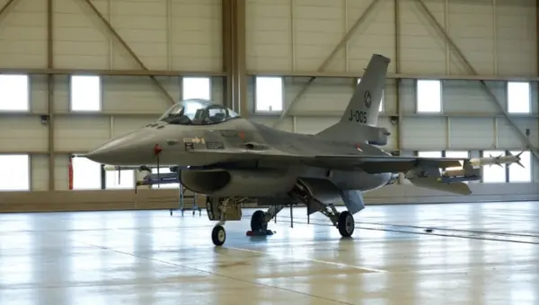 EUA mobilizam aeronaves para interceptar caças russos no Alasca