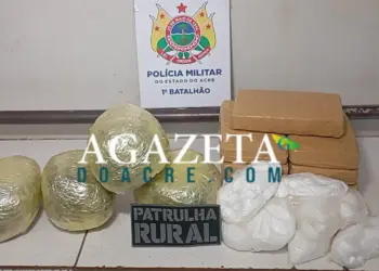 Polícia apreende mais de 15 kg de drogas e prende motociclista na Transacreana
