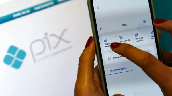 Pix fora do ar: Usuários relatam queda de sistema em diversos bancos
