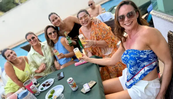 Um dia de sol, piscina e muita diversão marcou o aniversário de 9 anos de Davi Almeida no último sábado