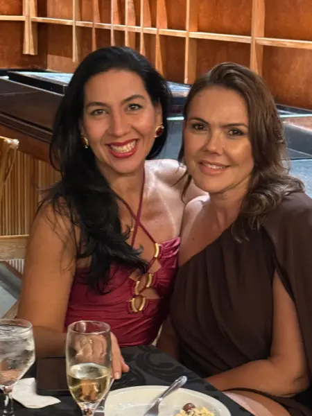 Gabriela Monteiro festejou a chegada de seus 40 anos ao lado de familiares e amigos no último sábado