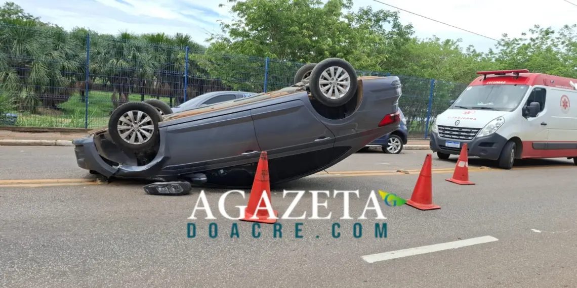 Acidente com capotamento deixa duas mulheres feridas na Avenida Nações Unidas