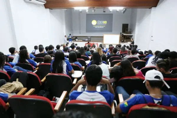 Educação promove Aulão do Ideb para estudantes do Acre com transmissão ao vivo
