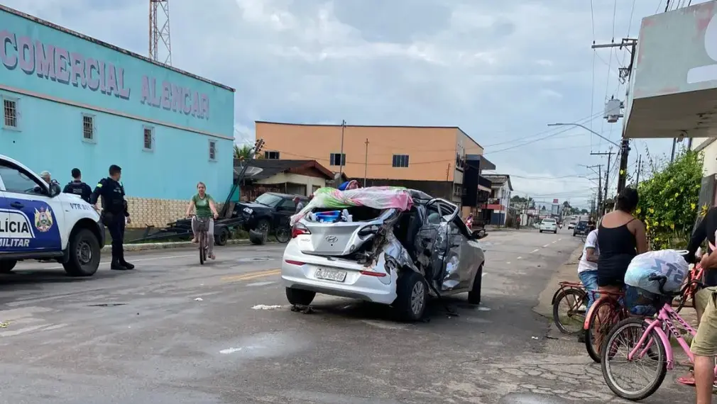 Justiça decreta internação de adolescente que causou acidente com 2 mortes no AC