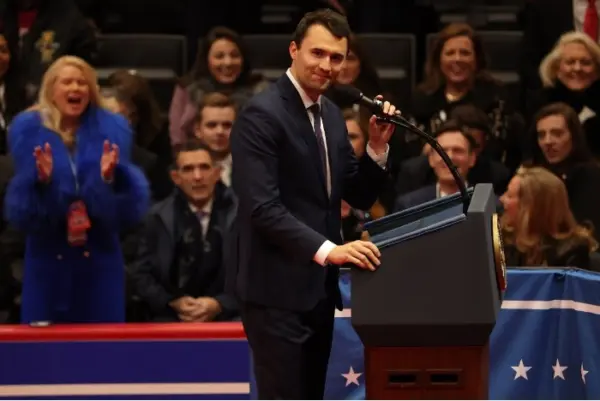 Trump vai discursar em velório de Charlie Kirk, ativista morto nos EUA
