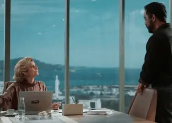 Odete (Debora Bloch) e Mário Sérgio (Thomás Aquino) — Foto: Reprodução/TV Globo