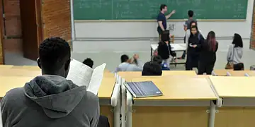 MEC oferta 7,8 mil vagas de pós-graduação gratuita para professores