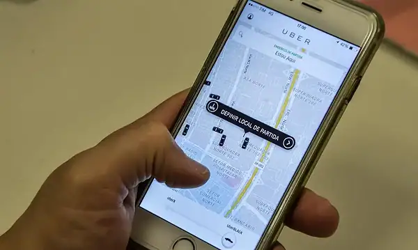 STF julgará vínculo trabalhista de motoristas e entregadores de aplicativos