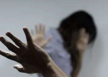 Operação de combate à violência contra a mulher resulta em quase 80 prisões no Acre