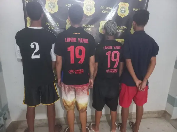 Quatro adolescentes suspeitos de assalto a distribuidora são apreendidos no Acre