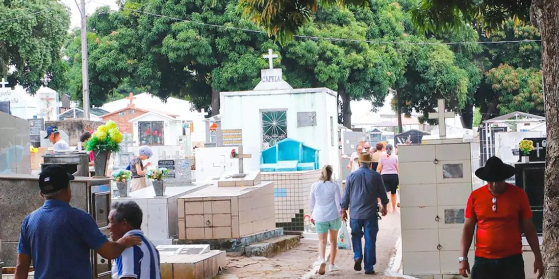Prefeitura estima que 50 mil pessoas visitem cemitérios de Rio Branco no Dia de Finados 1 Foto: Secom