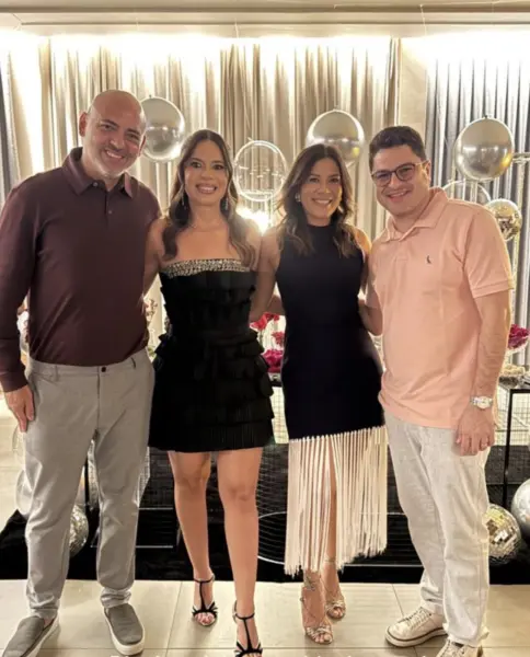 Aconteceu em Cruzeiro do Sul o lançamento do livro “Orleir Cameli – Um homem à frente de seu tempo”, escrito por sua esposa Beatriz Barroso Cameli