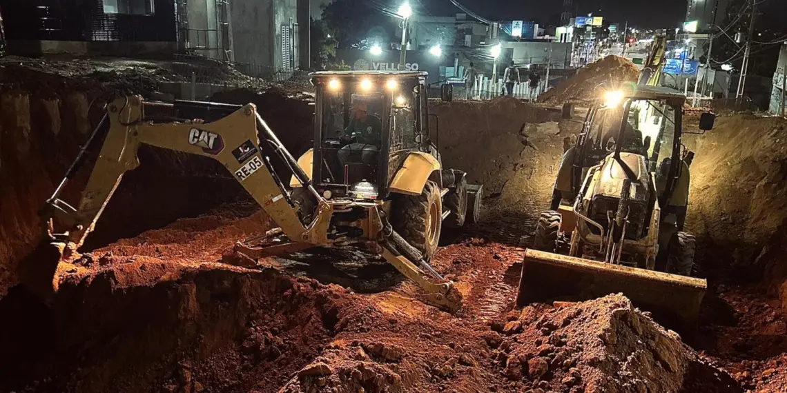 Obras do Complexo Viário da Avenida Ceará avançam com início de trabalhos noturnos em Rio Branco 1 Viaduto está sendo construído no cruzamento das avenidas Ceará e Getúlio Vargas. Foto: Kalyel Vieira/Seop