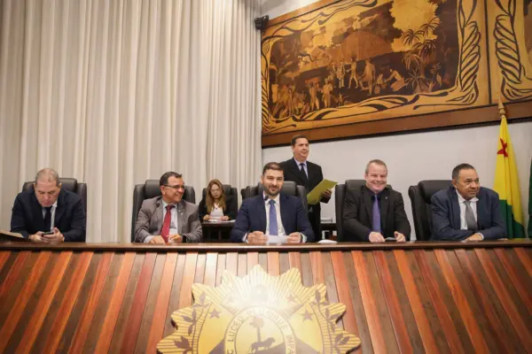 Aleac aprova contas dos governos Tião Viana e Gladson Camelí