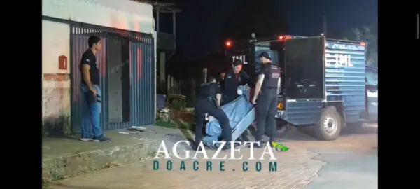 Homem é morto a tiros em frente de casa em Rio Branco