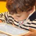 Artigo: Indicação etária para programas de TV e conteúdos digitais passam a ter novas regras