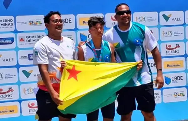 Jovem acreano conquista Ouro no Atletismo nos Jogos Escolares Brasileiros