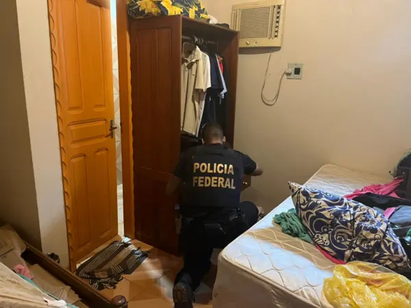 Homem é preso por armazenar pornografia infantil; PF do Acre mira crimes de ódio e abuso na internet
