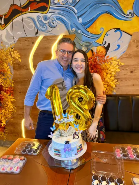 Ana Flávia Lavocat Holanda comemorou seus 18 anos na última terça-feira, 7