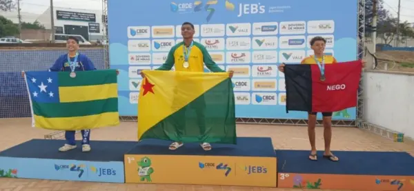 Atleta da natação conquista a primeira medalha de ouro para o Acre durante o JEBs
