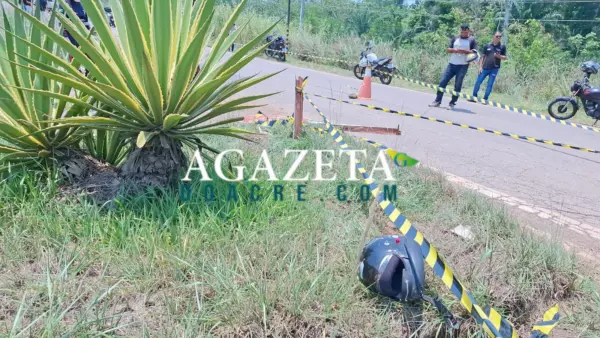 Jovem de 22 anos morre em acidente entre moto e caminhonete na BR-364, em Rio Branco