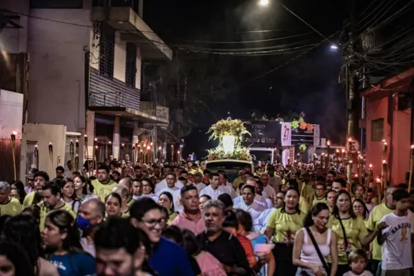 Fé e tradição: Círio de Nazaré leva 15 mil fiéis às ruas de Rio Branco; FOTOS 2 Fé e tradição: Círio de Nazaré leva 15 mil fiéis às ruas de Rio Branco; FOTOS