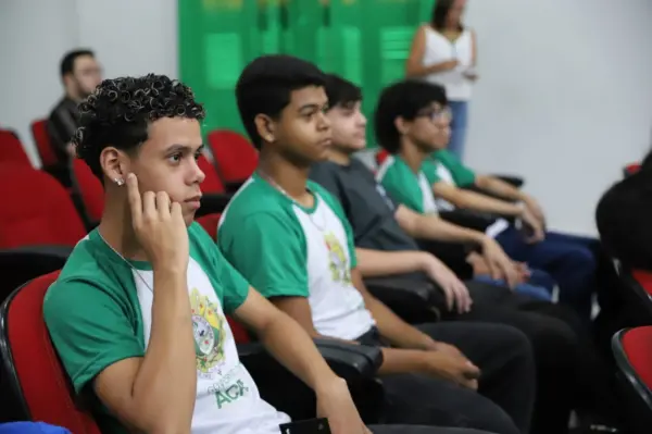 Pré-Enem Legal realiza aulão neste sábado com revisão das quatro áreas do conhecimento
