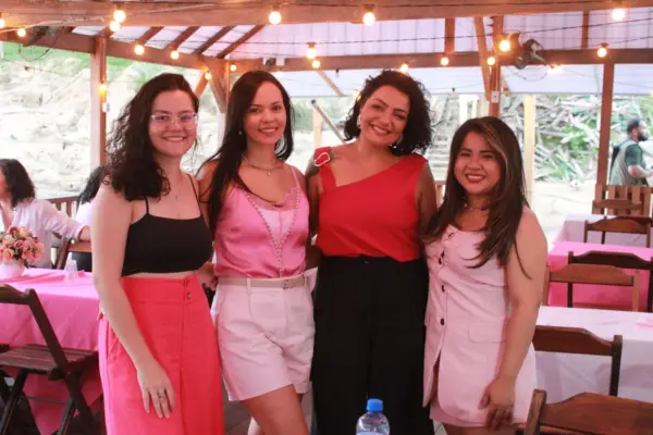 Elas pela vida - Outubro Rosa CMEC foi um sucesso!