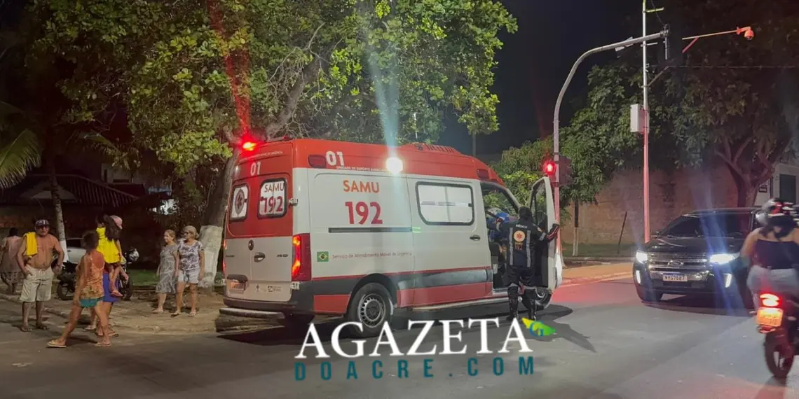 Motociclista com deficiência fica ferido após ser atingido por veículo em alta velocidade em Rio Branco
