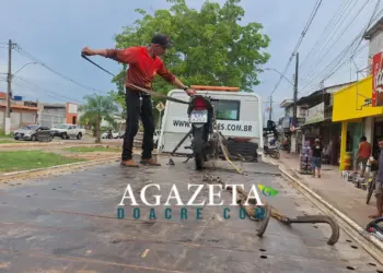 Homem é atropelado na faixa por adolescente em motocicleta no bairro Conquista 4 Homem é atropelado na faixa por adolescente em motocicleta no bairro Conquista