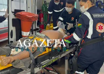 Motociclista sofre traumatismo craniano após bater em cerca no interior do Acre