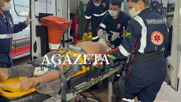 Motociclista sofre traumatismo craniano após bater em cerca no interior do Acre 1 Motociclista sofre traumatismo craniano após bater em cerca no interior do Acre