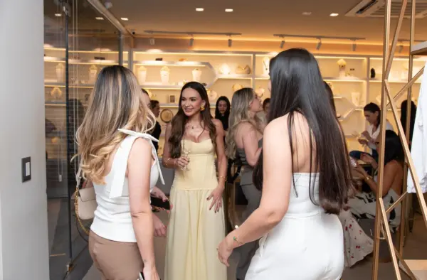 Arte & Wine Maria Dolores – 2ª edição na Loja Carina Soares 17 Arte & Wine Maria Dolores – 2ª edição na Loja Carina Soares