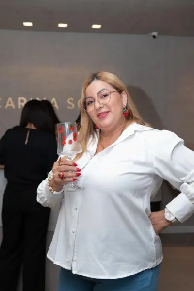 Arte & Wine Maria Dolores – 2ª edição na Loja Carina Soares 5 Arte & Wine Maria Dolores – 2ª edição na Loja Carina Soares