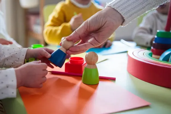 Estudo: brinquedos do Brasil têm altos níveis de substâncias tóxicas