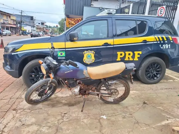 PRF recupera moto roubada e prende homem por receptação em Senador Guiomard