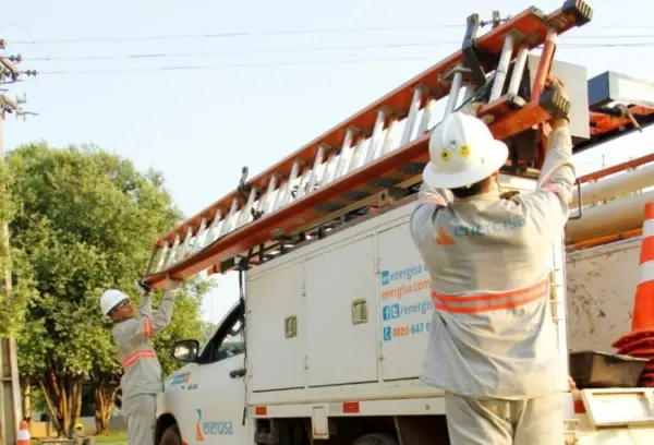 Homem é preso após atirar em via pública e ameaçar funcionários da Energisa no Acre