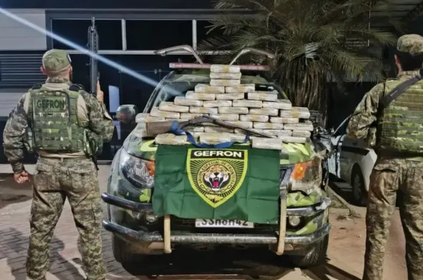 Gefron apreende mais de 400 kg de drogas e 80 mil maços de cigarro em 2025