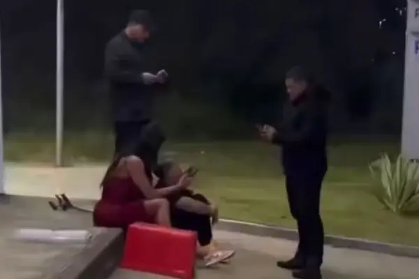 Gracyanne Barbosa é assaltada na Barra Olímpica e tem carro levado por bandidos