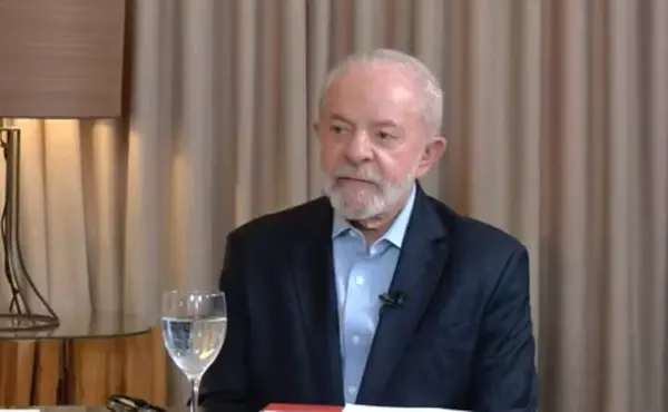 No Pará, Lula relata problema em avião da FAB antes de decolar: 'Medo que pegasse fogo'