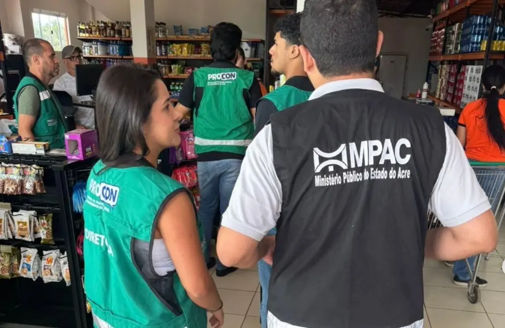 Distribuidoras de bebidas em Rio Branco passam por fiscalização após alerta nacional sobre metanol
