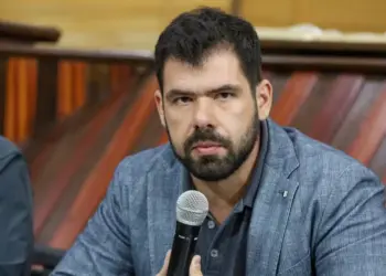 Aleac aprova convocação de Pedro Pascoal para explicar caso de bebê declarado morto que chorou no enterro 3 Foto: Marcos Vicentti/Secom